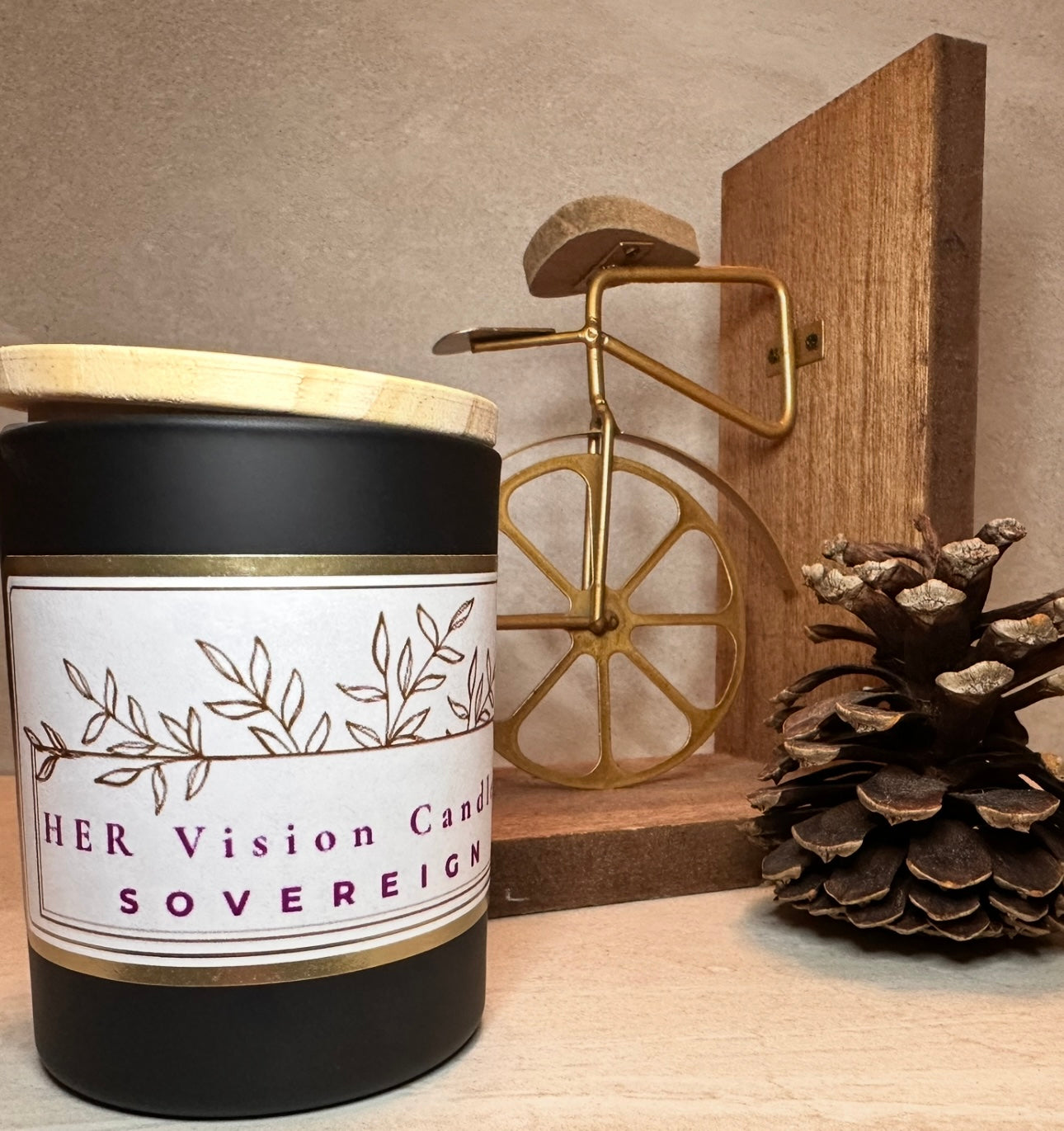 Sovereign: 12 oz. Scented Candle